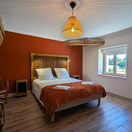 Maison Avec Piscine Privae, Animaux - 8 Pers. - Fr-1-653-295