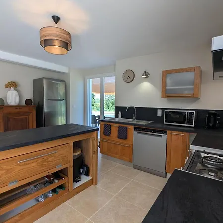 Maison Avec Piscine Privae, Animaux - 8 Pers. - Fr-1-653-295 Casa vacanze Ronsenac (Charente)