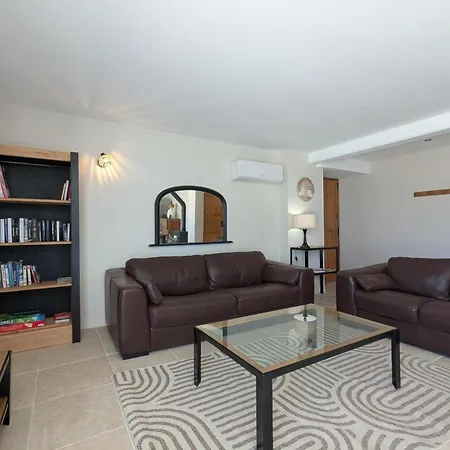 Maison Avec Piscine Privae, Animaux - 8 Pers. - Fr-1-653-295 Casa vacanze Ronsenac (Charente)