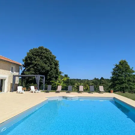 Maison Avec Piscine Privae, Animaux - 8 Pers. - Fr-1-653-295 Casa vacanze