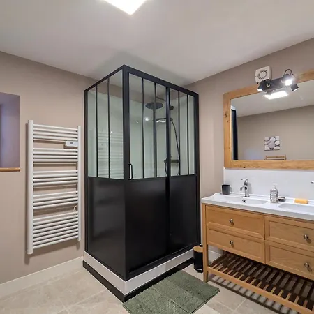 Maison Avec Piscine Privae, Animaux - 8 Pers. - Fr-1-653-295 *
